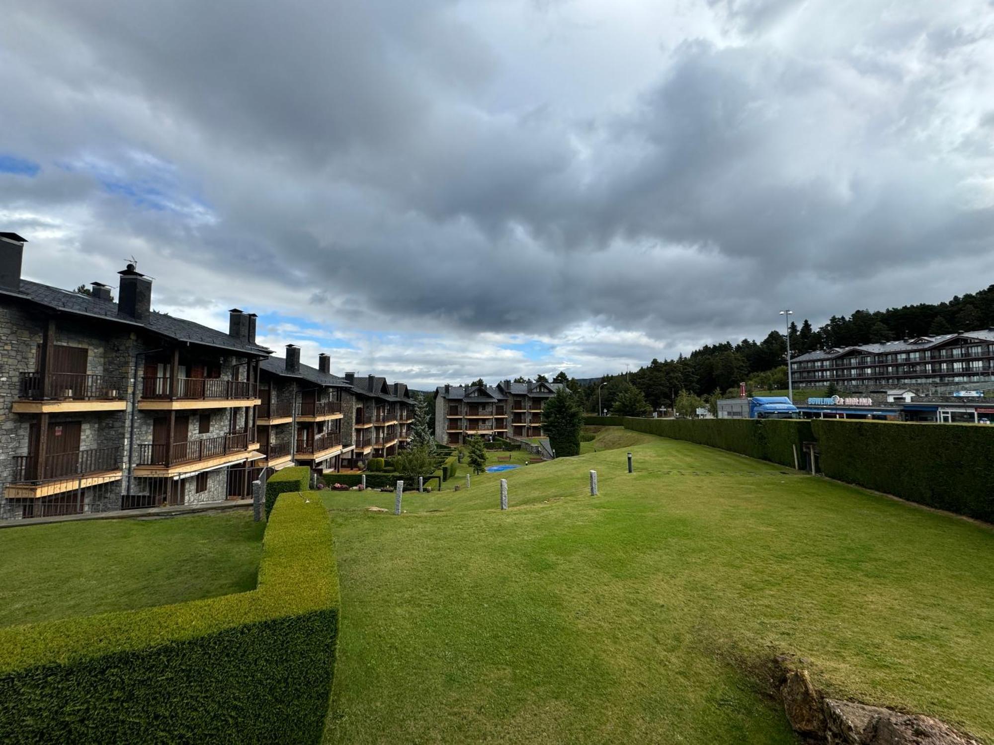 Residencia Pista Llarga Apartment La Molina  Exterior photo